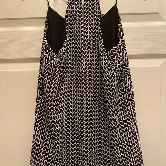 Express Top - Picture 2 of 2